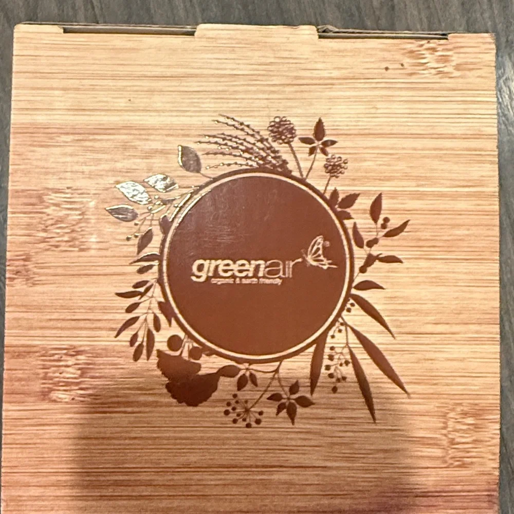 NWT green air Essential Oil Diffuser - Silver 7:13